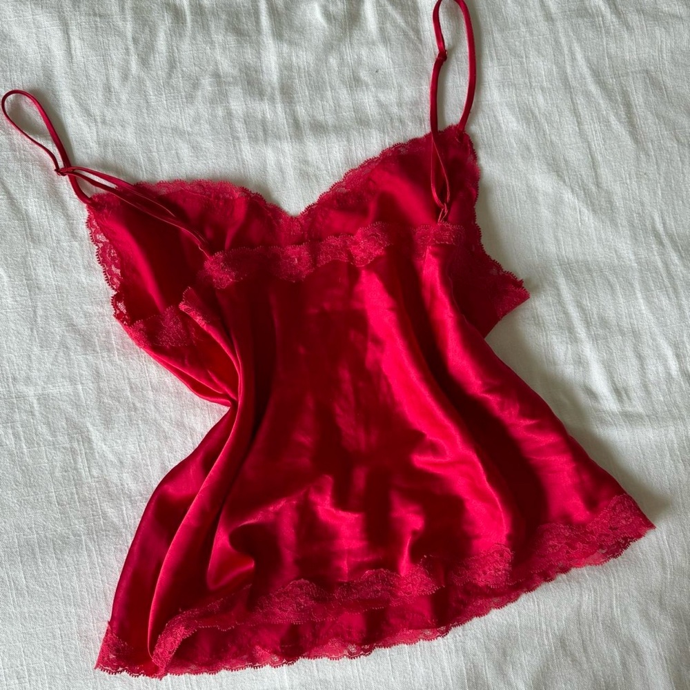 Vintage Victoria’s secret red slip cami - Picture 4 of 5